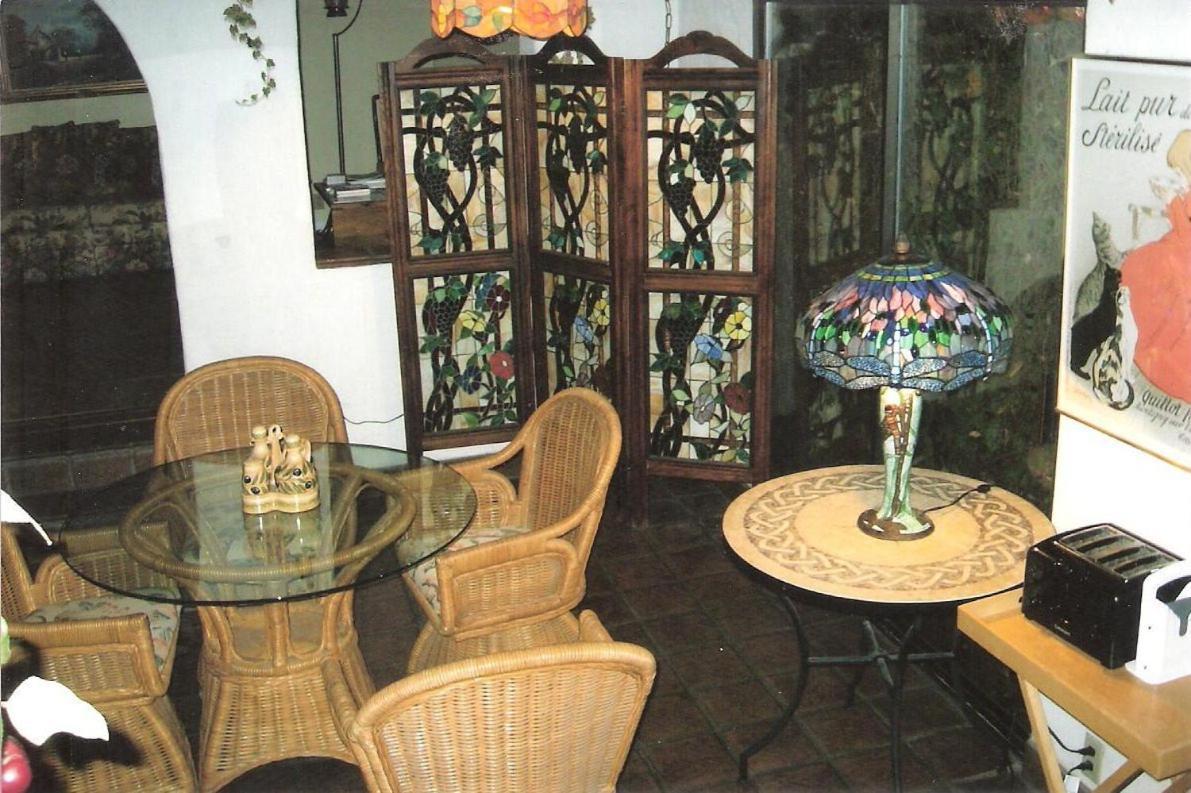 Spanish Villa Inn St. Helena Buitenkant foto
