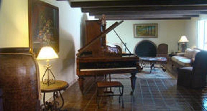 Spanish Villa Inn St. Helena Buitenkant foto